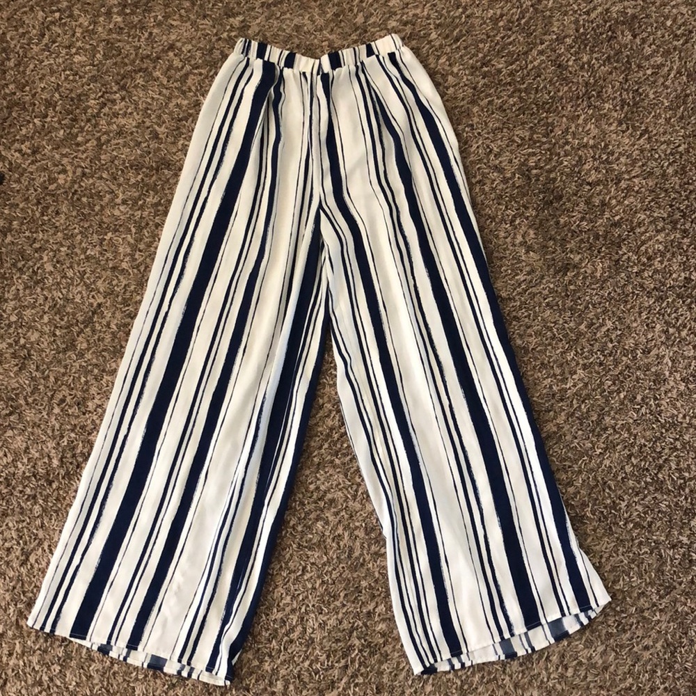 Stripped Bell Bottom Pant